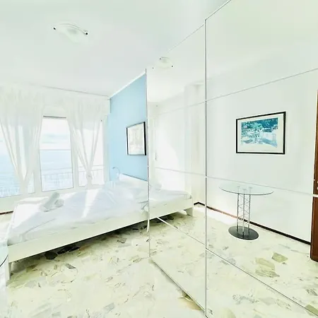 Apartamento Sunset 18 - Fronte Mare *